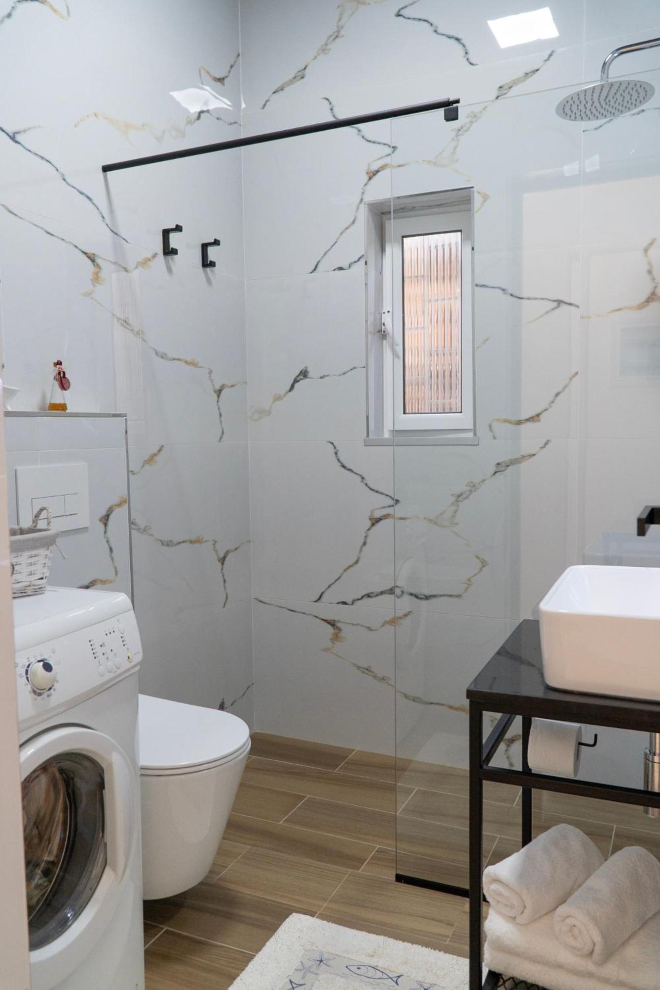 Ostria 2 Apartment Sarande Exterior photo